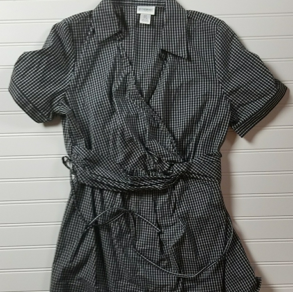 Motherhood Maternity  blouse size small